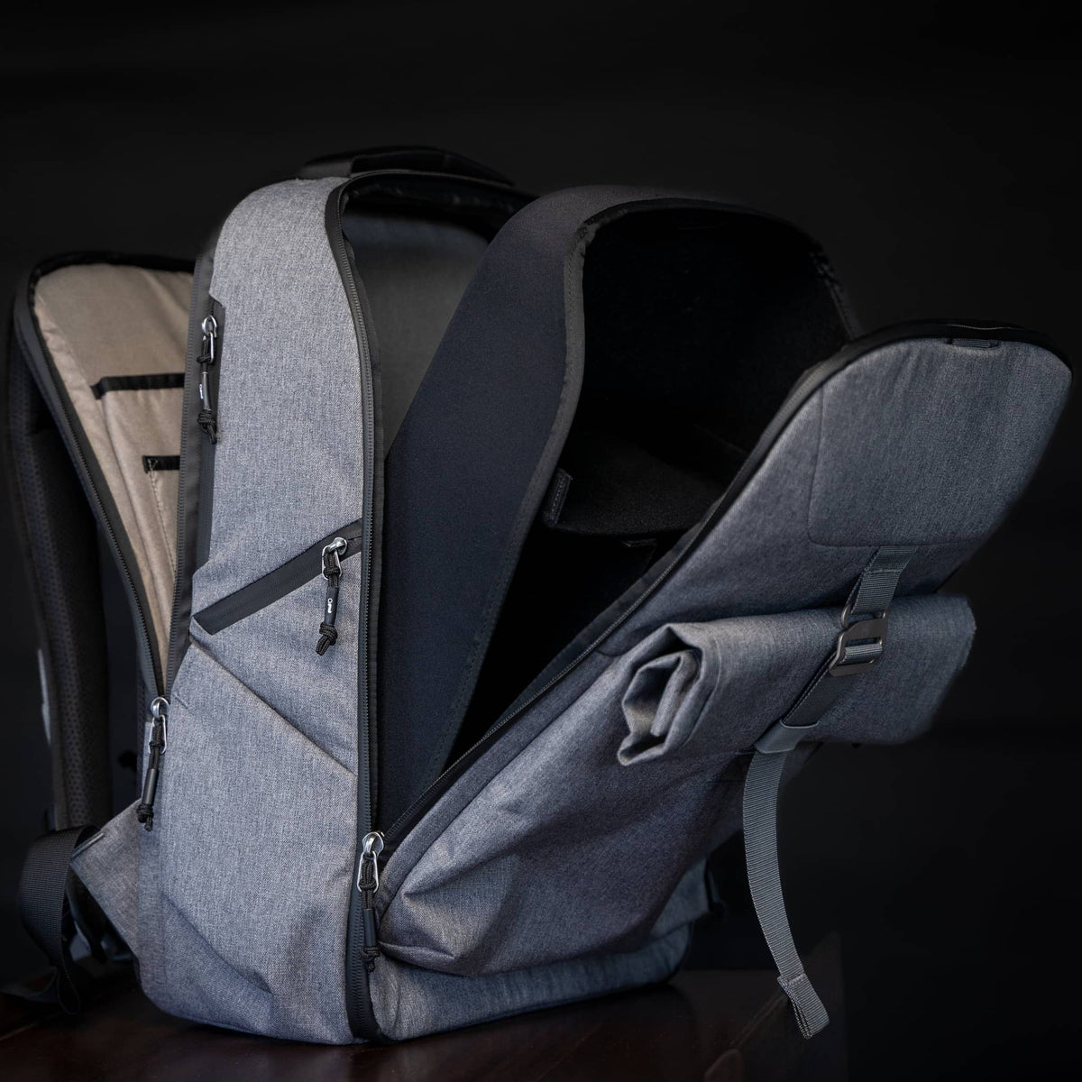 Think Different Backpack Big Idea Design Ti EDC Backpack – F6 Supply